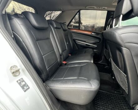 Серый Мерседес МЛ 350, объемом двигателя 3.5 л и пробегом 249 тыс. км за 9599 $, фото 13 на Automoto.ua