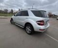 Серый Мерседес МЛ 350, объемом двигателя 3.5 л и пробегом 249 тыс. км за 9599 $, фото 5 на Automoto.ua