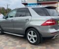 Сірий Мерседес МЛ 350, об'ємом двигуна 3 л та пробігом 156 тис. км за 30500 $, фото 4 на Automoto.ua