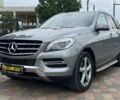 Сірий Мерседес МЛ 350, об'ємом двигуна 3 л та пробігом 156 тис. км за 30500 $, фото 2 на Automoto.ua