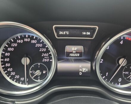 Серый Мерседес МЛ 350, объемом двигателя 3 л и пробегом 103 тыс. км за 735 $, фото 5 на Automoto.ua