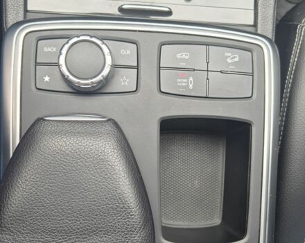 Серый Мерседес МЛ 350, объемом двигателя 3 л и пробегом 103 тыс. км за 735 $, фото 7 на Automoto.ua