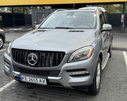 Мерседес МЛ 350 2012 у Дніпро (Дніпропетровську) на Automoto.ua Сірий Мерседес МЛ 350, об'ємом двигуна 3 л та пробігом 235 тис. км за 21500 $, фото 1 на Automoto.ua