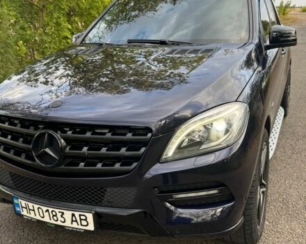 Синій Мерседес МЛ 350, об'ємом двигуна 3 л та пробігом 220 тис. км за 24200 $, фото 1 на Automoto.ua