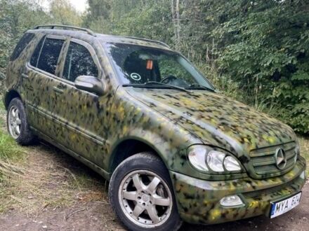 Мерседес МЛ 400 2003 у Черкасах на Automoto.ua Бежевий Мерседес МЛ 400, об'ємом двигуна 2.2 л та пробігом 241 тис. км за 3000 $, фото 1 на Automoto.ua