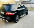 Чорний Мерседес МЛ 400, об'ємом двигуна 3 л та пробігом 157 тис. км за 25300 $, фото 10 на Automoto.ua