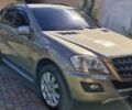 Бежевий Мерседес МЛ 500, об'ємом двигуна 5.5 л та пробігом 251 тис. км за 17899 $, фото 3 на Automoto.ua