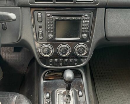 Черный Мерседес МЛ 55 АМГ, объемом двигателя 5.4 л и пробегом 125 тыс. км за 12000 $, фото 3 на Automoto.ua