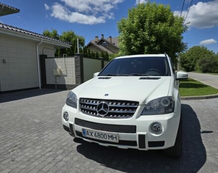 Білий Мерседес МЛ 550, об'ємом двигуна 5.5 л та пробігом 200 тис. км за 11500 $, фото 12 на Automoto.ua