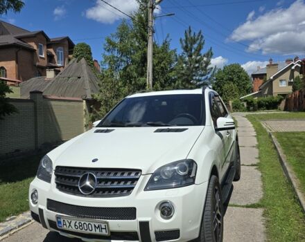 Білий Мерседес МЛ 550, об'ємом двигуна 5.5 л та пробігом 200 тис. км за 11500 $, фото 14 на Automoto.ua