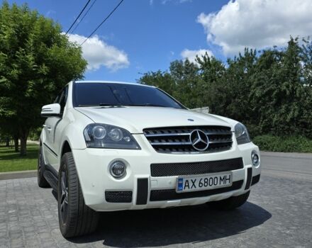 Білий Мерседес МЛ 550, об'ємом двигуна 5.5 л та пробігом 200 тис. км за 11500 $, фото 11 на Automoto.ua