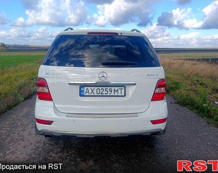 Білий Мерседес МЛ класс, об'ємом двигуна 3.5 л та пробігом 274 тис. км за 14000 $, фото 4 на Automoto.ua