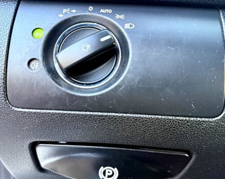 Белый Мерседес МЛ класс, объемом двигателя 3 л и пробегом 342 тыс. км за 16500 $, фото 12 на Automoto.ua