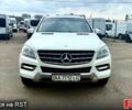 Белый Мерседес МЛ класс, объемом двигателя 2.1 л и пробегом 270 тыс. км за 17700 $, фото 1 на Automoto.ua