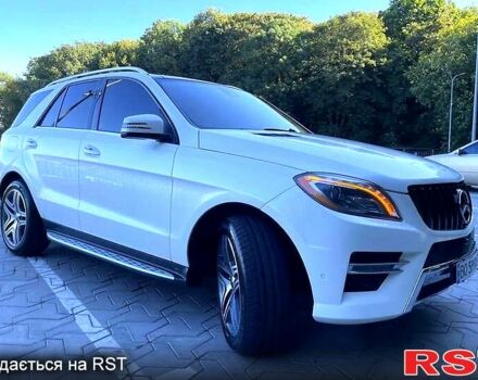 Білий Мерседес МЛ класс, об'ємом двигуна 3 л та пробігом 240 тис. км за 21800 $, фото 7 на Automoto.ua