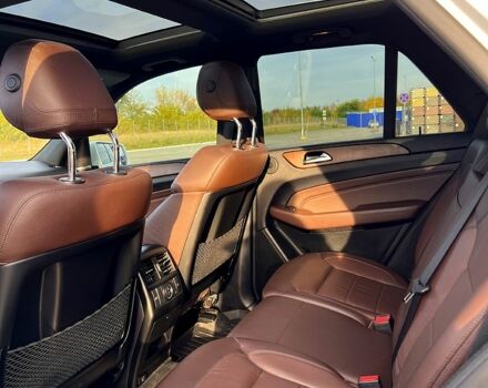 Мерседес МЛ класс 2014 в Запорожье на Automoto.ua Белый Мерседес МЛ класс, объемом двигателя 3 л и пробегом 262 тыс. км за 29800 $, фото 7 на Automoto.ua