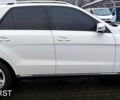 Белый Мерседес МЛ класс, объемом двигателя 30 л и пробегом 201 тыс. км за 20500 $, фото 6 на Automoto.ua
