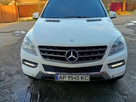 Білий Мерседес МЛ класс, об'ємом двигуна 3.5 л та пробігом 15000 тис. км за 24000 $, фото 1 на Automoto.ua