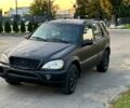 Чорний Мерседес МЛ класс, об'ємом двигуна 2.7 л та пробігом 111 тис. км за 2000 $, фото 1 на Automoto.ua