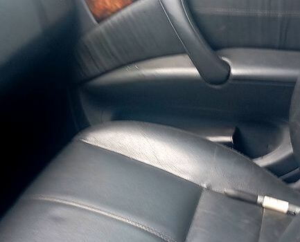 Мерседес МЛ класс 2001 в Александровке на Automoto.ua Черный Мерседес МЛ класс, объемом двигателя 4 л и пробегом 330 тыс. км за 5000 $, фото 3 на Automoto.ua