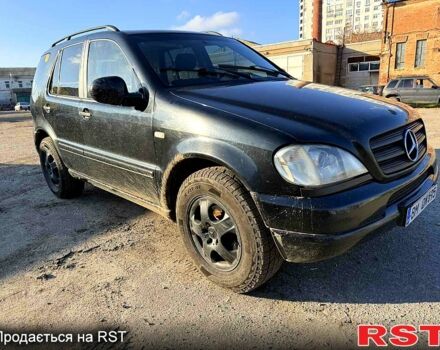 Чорний Мерседес МЛ класс, об'ємом двигуна 2.7 л та пробігом 247 тис. км за 3400 $, фото 3 на Automoto.ua