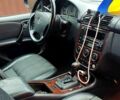 Черный Мерседес МЛ класс, объемом двигателя 2.7 л и пробегом 330 тыс. км за 4300 $, фото 5 на Automoto.ua