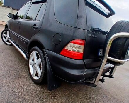 Черный Мерседес МЛ класс, объемом двигателя 3.2 л и пробегом 400 тыс. км за 5800 $, фото 8 на Automoto.ua