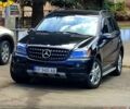 Чорний Мерседес ML-Class, об'ємом двигуна 3.5 л та пробігом 200 тис. км за 13500 $, фото 1 на Automoto.ua