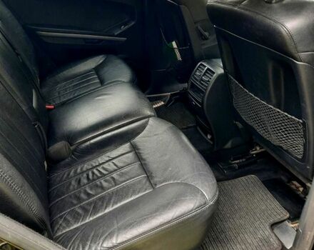 Черный Мерседес МЛ класс, объемом двигателя 3 л и пробегом 475 тыс. км за 10500 $, фото 3 на Automoto.ua