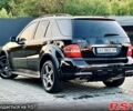 Чорний Мерседес МЛ класс, об'ємом двигуна 6.2 л та пробігом 249 тис. км за 14900 $, фото 4 на Automoto.ua