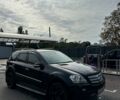 Чорний Мерседес МЛ класс, об'ємом двигуна 3.5 л та пробігом 0 тис. км за 10000 $, фото 1 на Automoto.ua