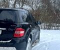 Чорний Мерседес МЛ класс, об'ємом двигуна 3 л та пробігом 295 тис. км за 12950 $, фото 1 на Automoto.ua