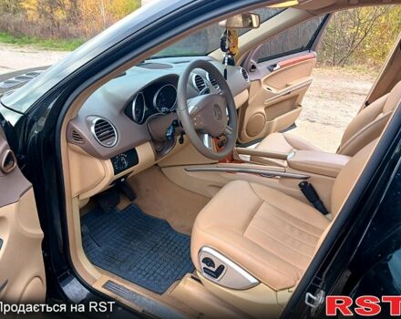 Черный Мерседес МЛ класс, объемом двигателя 3.5 л и пробегом 234 тыс. км за 13500 $, фото 8 на Automoto.ua