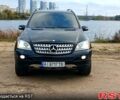 Черный Мерседес МЛ класс, объемом двигателя 3.5 л и пробегом 234 тыс. км за 13500 $, фото 1 на Automoto.ua