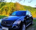 Чорний Мерседес ML-Class, об'ємом двигуна 3 л та пробігом 286 тис. км за 14500 $, фото 1 на Automoto.ua