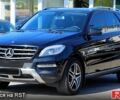 Черный Мерседес МЛ класс, объемом двигателя 3 л и пробегом 137 тыс. км за 25500 $, фото 1 на Automoto.ua