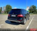 Черный Мерседес МЛ класс, объемом двигателя 3.5 л и пробегом 120 тыс. км за 20000 $, фото 3 на Automoto.ua
