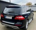 Черный Мерседес МЛ класс, объемом двигателя 3.5 л и пробегом 150 тыс. км за 20999 $, фото 4 на Automoto.ua
