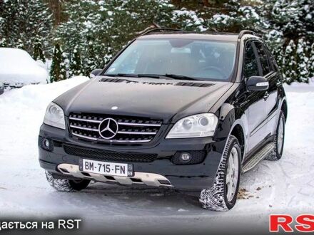 Чорний Мерседес МЛ класс, об'ємом двигуна 3 л та пробігом 21600 тис. км за 3100 $, фото 1 на Automoto.ua