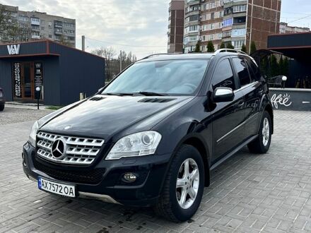 Мерседес ML-Class 2009 у Лозовой на Automoto.ua Чорний Мерседес ML-Class, об'ємом двигуна 3.5 л та пробігом 158 тис. км за 12500 $, фото 1 на Automoto.ua