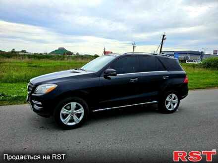 Мерседес ML-Class 2013 у Мукачеве на Automoto.ua Чорний Мерседес ML-Class, об'ємом двигуна 3 л та пробігом 300 тис. км за 19000 $, фото 1 на Automoto.ua