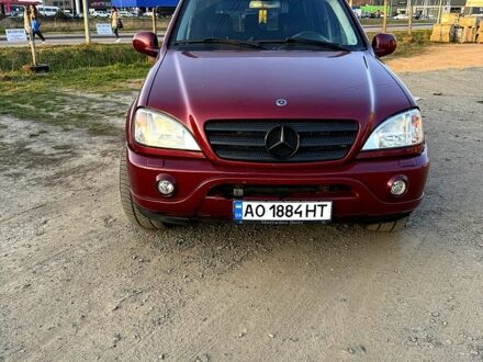 Червоний Мерседес МЛ класс, об'ємом двигуна 3.2 л та пробігом 240 тис. км за 8500 $, фото 1 на Automoto.ua