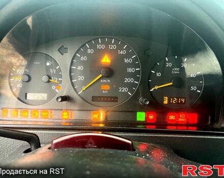 Мерседес МЛ класс, объемом двигателя 2.7 л и пробегом 366 тыс. км за 4700 $, фото 7 на Automoto.ua