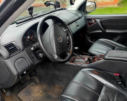 Мерседес МЛ класс, об'ємом двигуна 2.7 л та пробігом 350 тис. км за 5200 $, фото 4 на Automoto.ua