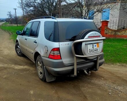 Мерседес МЛ класс, об'ємом двигуна 2.7 л та пробігом 350 тис. км за 5200 $, фото 2 на Automoto.ua