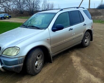 Мерседес МЛ класс, об'ємом двигуна 2.7 л та пробігом 350 тис. км за 5200 $, фото 1 на Automoto.ua