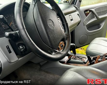 Мерседес МЛ класс, объемом двигателя 2.7 л и пробегом 360 тыс. км за 5000 $, фото 11 на Automoto.ua