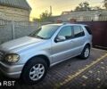 Мерседес МЛ класс, объемом двигателя 4.3 л и пробегом 405 тыс. км за 5500 $, фото 2 на Automoto.ua