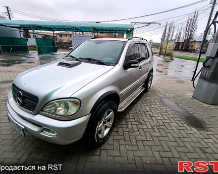Мерседес МЛ класс, объемом двигателя 2.7 л и пробегом 362 тыс. км за 4000 $, фото 1 на Automoto.ua