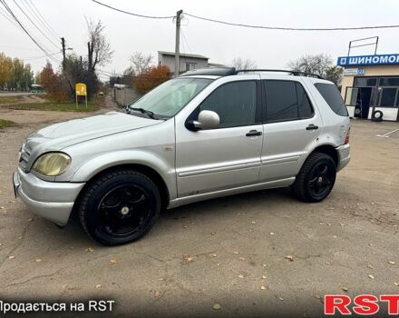 Мерседес МЛ класс, объемом двигателя 2.7 л и пробегом 375 тыс. км за 2999 $, фото 1 на Automoto.ua